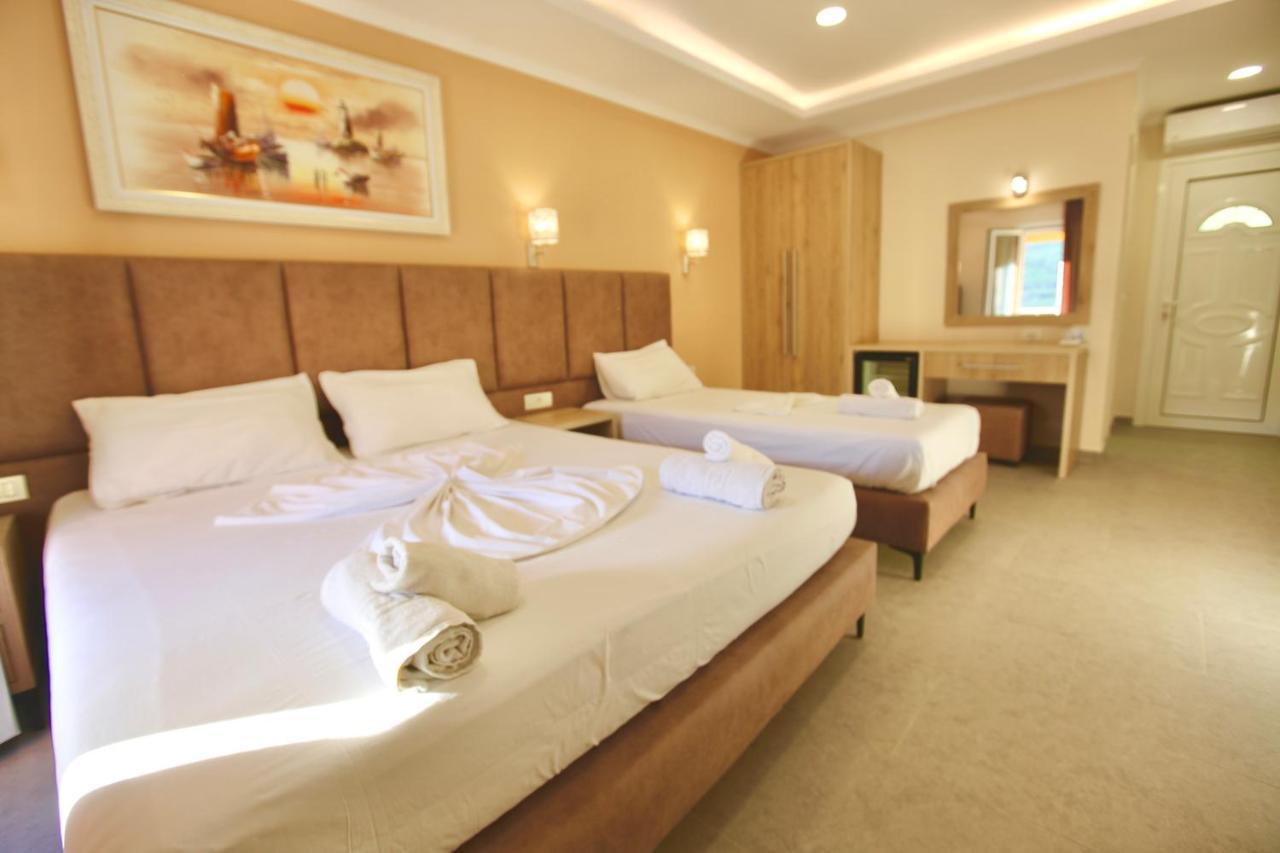 Karos Llaman Hotel *